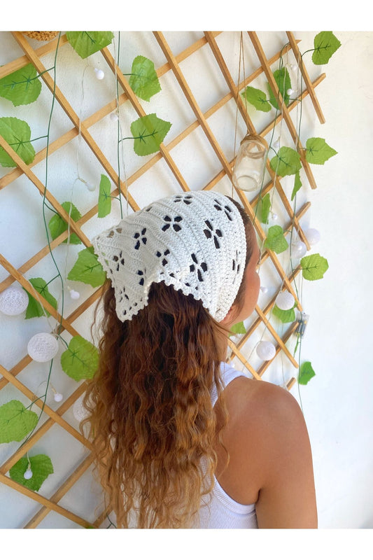 Çiçek model örgü bandana
