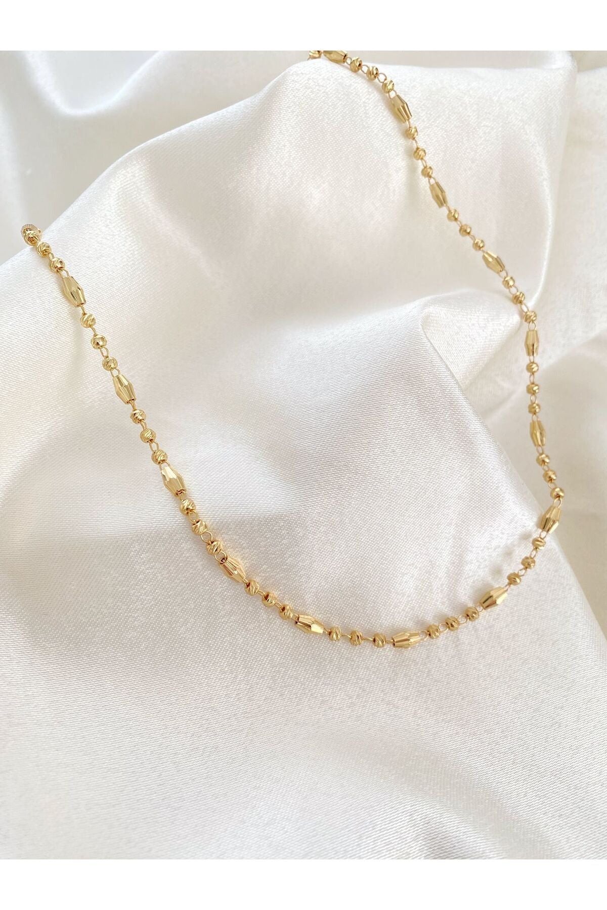 Dorika model gold kolye