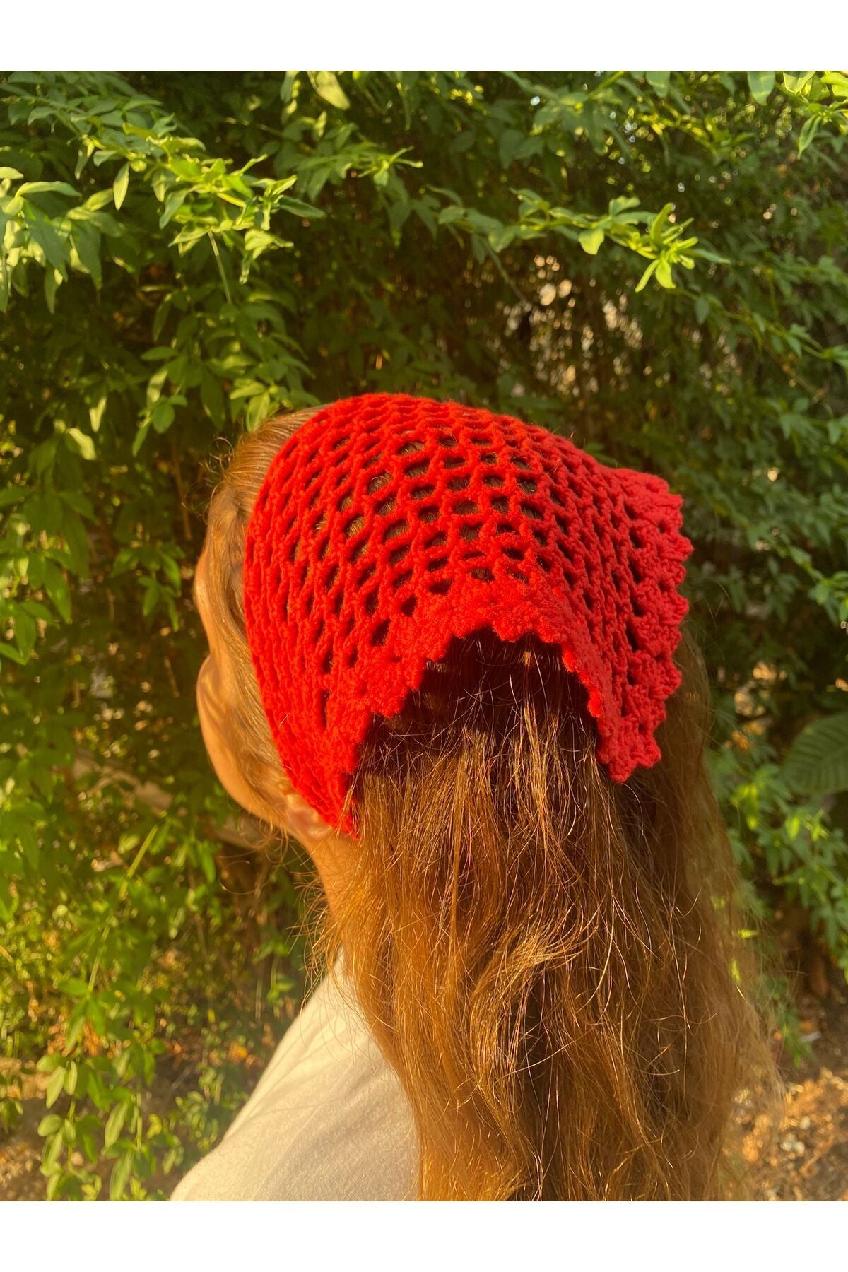 File model üçgen bandana