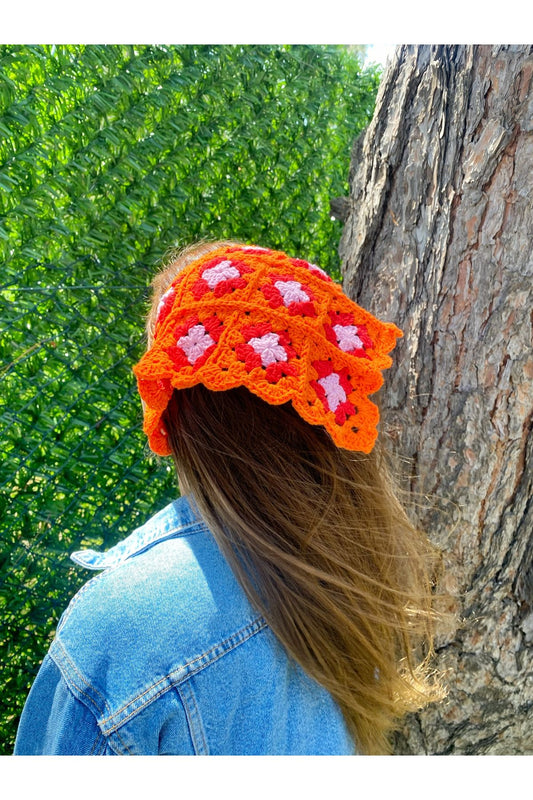 Motif üçgen bandana