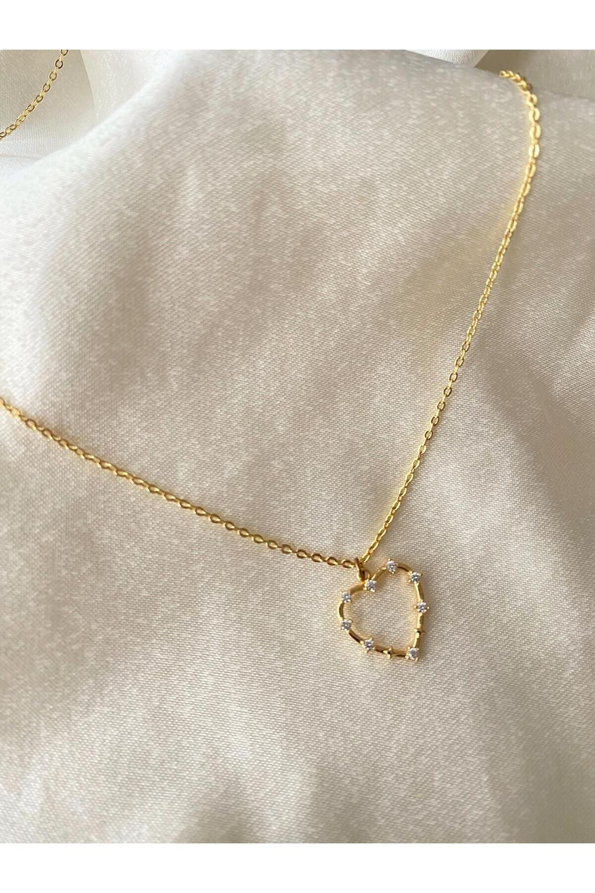 Gold kalp detay çelik kolye