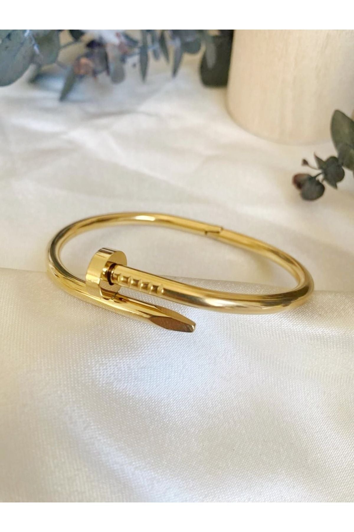 gold çelik çivi bileklik