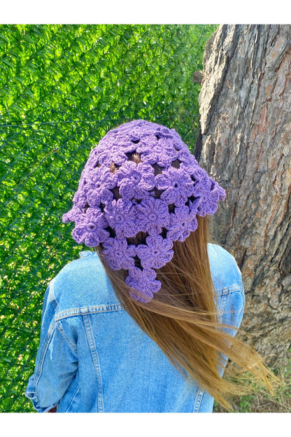 Çiçek desen üçgen bandana