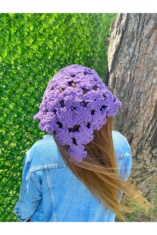 Çiçek desen üçgen bandana
